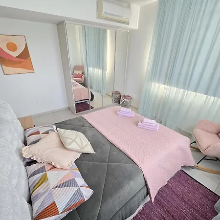 Mythical Sands 2 - B Apartment *